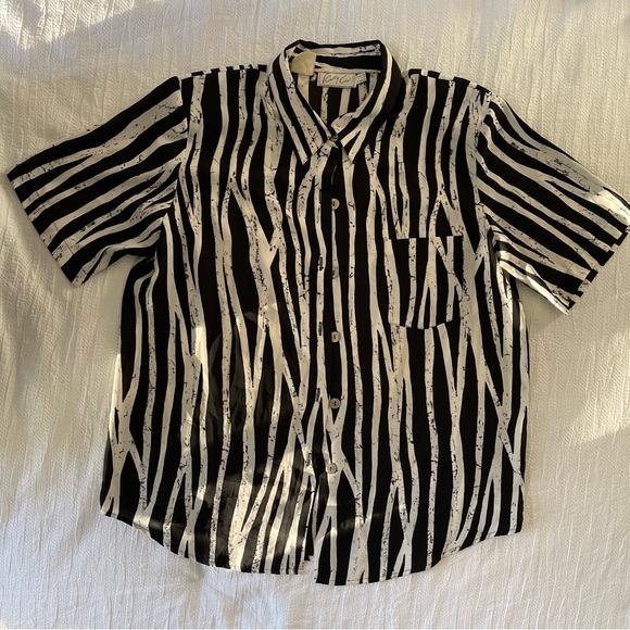 Kathy Che Tops - Black and White Kathy Che Blouse